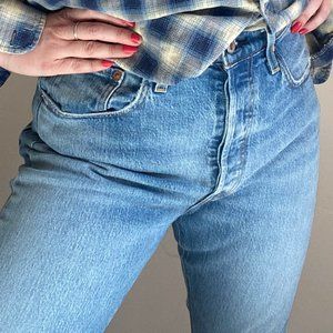 Levi's 501 Denim // Raw Hem // High Rise